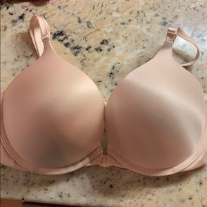 Victoria’s Secret bombshell 32d nwot